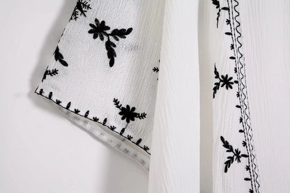 Tissu Blanc et Noir du Kimono